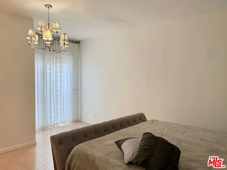 4189 Vineland Ave #109 — Photo 17