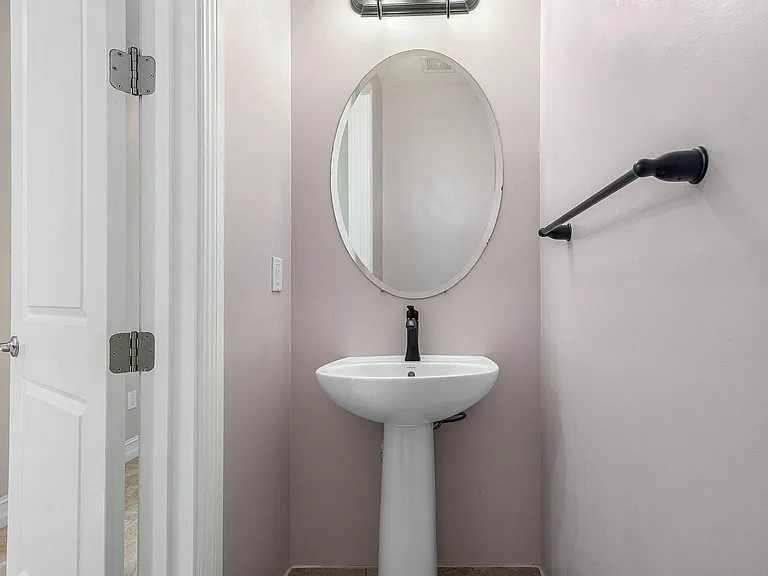 10210 Akenside Dr — Photo 22