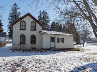 118 Main St S, Dover, MN 55929