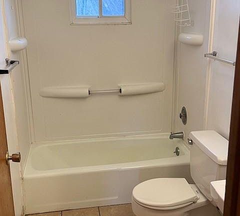 2nd image of 1245 East Ave APT 2