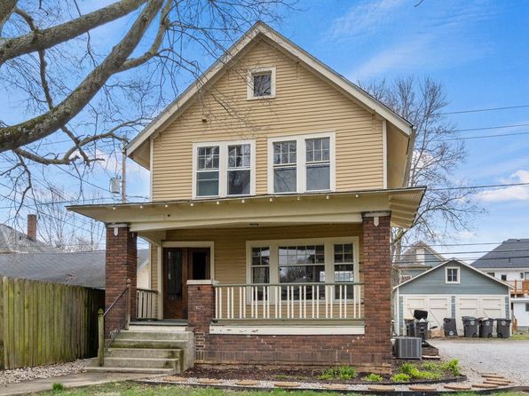 1213 W Jefferson Blvd