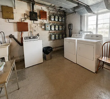 133 Warren St #1 — Photo 9