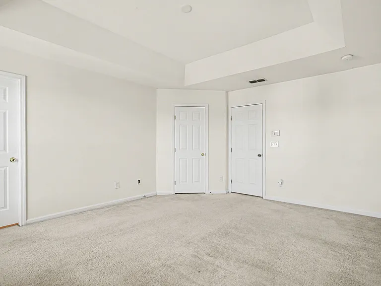 15658 King Louis Ct — Photo 16
