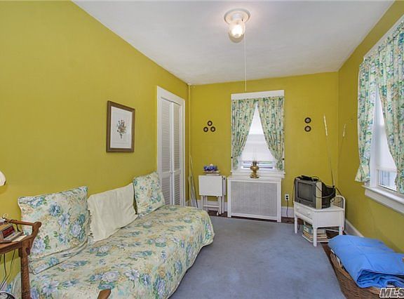 3rd image of 191 Hillsboro Ave