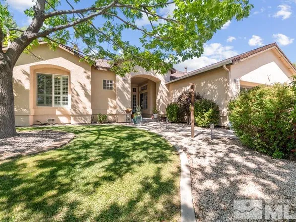 2816 Pebbleridge Dr, Carson City, NV 89706
