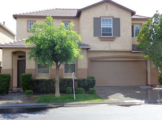 4079 W Pear Tree Ln, Fresno, CA 93722