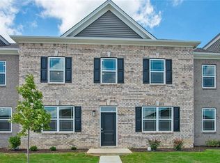 2875 Maricopa Blvd, Whitestown, IN 46075