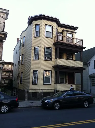 901 Saratoga St #3 Photo 1