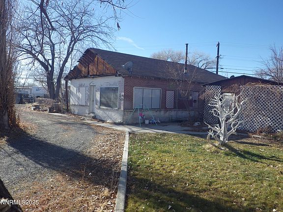 3rd image of 360 E 2nd St