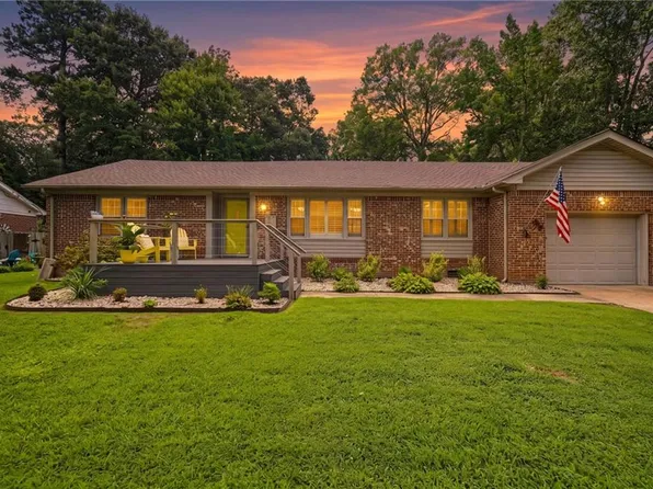 5729 Hamlet Rd, Virginia Beach, VA 23464