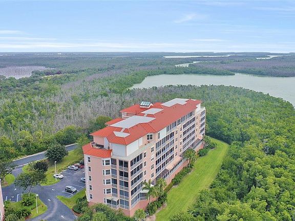 2nd image of 337 Vintage Bay Dr Unit 13