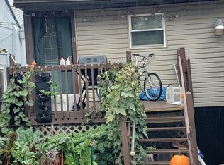 173 S Main St APT B, Slippery Rock, PA 16057