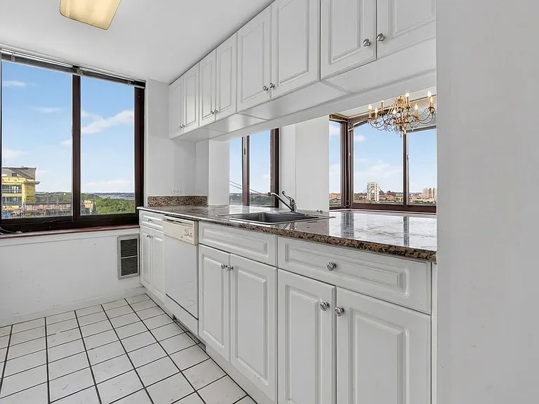 100 Old Palisade Rd #2803 — Photo 11