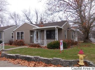 832 W Bartlett Ct, Peoria, IL