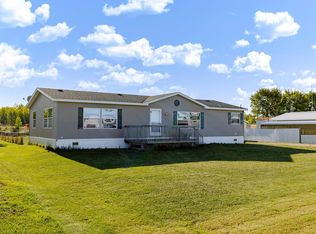 146 4th St, Walcott, ND 58077