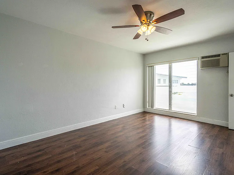 7927 East Dr #274 — Photo 15