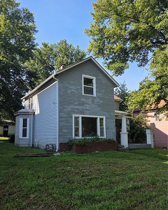 1st image of 1016 Henry St