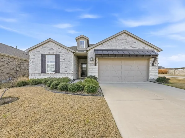 300 Sleepy Willow Ln, McKinney, TX 75071