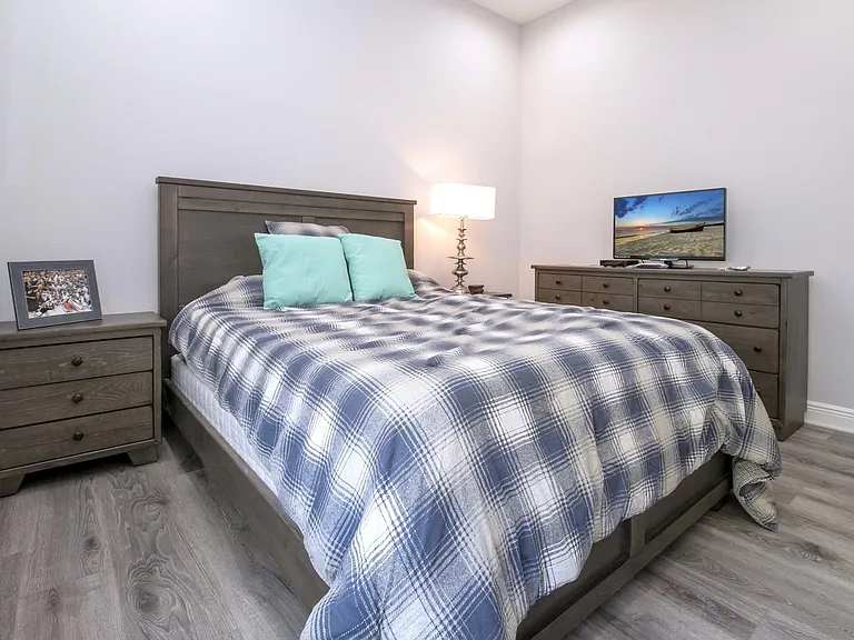 1030 Overlook Ct — Photo 49