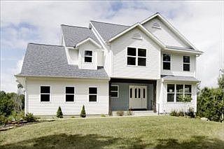 5th image of 194 Hestia Dr
