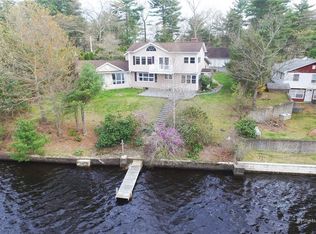 250 Shady Valley Rd, Coventry, RI 02816