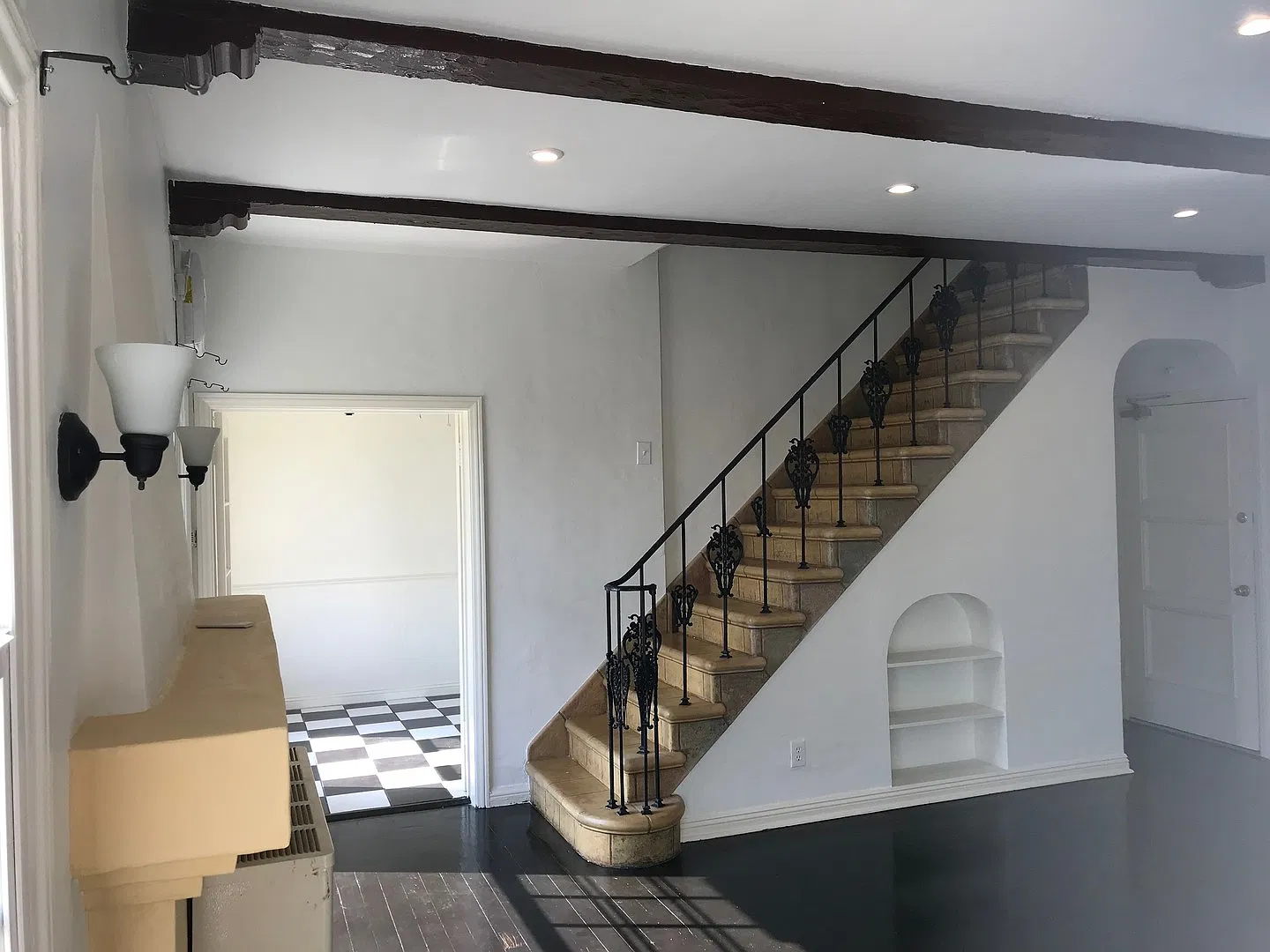 2 bed, 1078 sqft, $3,000 — Photo 3