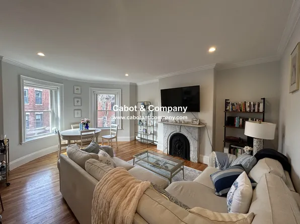 13 Upton St APT 5, Boston, MA 02118