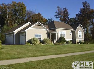 11957 Maplegrove Dr, Holland, MI 49424