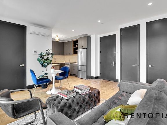 2nd image of 525 Franklin Ave #10P