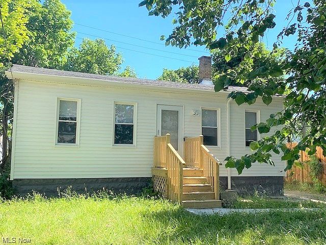 1st image of 13316 Chapelside Ave
