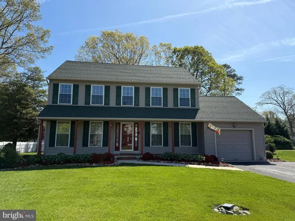 937 Golda Ln, Vineland, NJ 08361