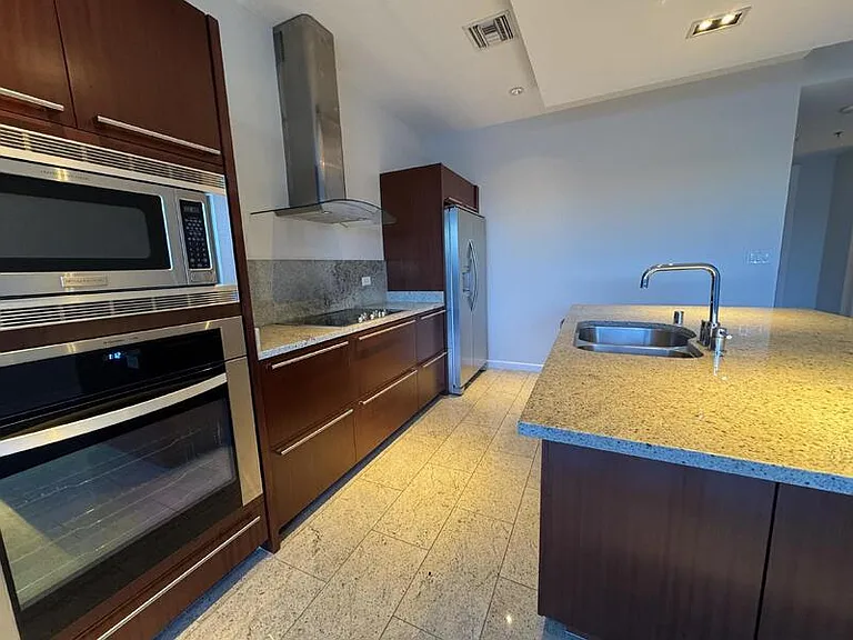 4471 Dean Martin Dr #302 — Photo 6