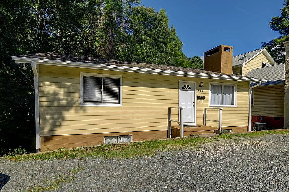 514 Hillsborough St, Chapel Hill NC - Owner Finance Home
