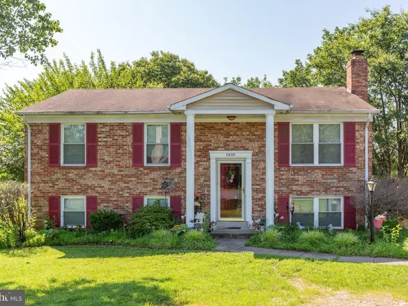 5955 Plumwood Ln, Woodbridge, VA 22193