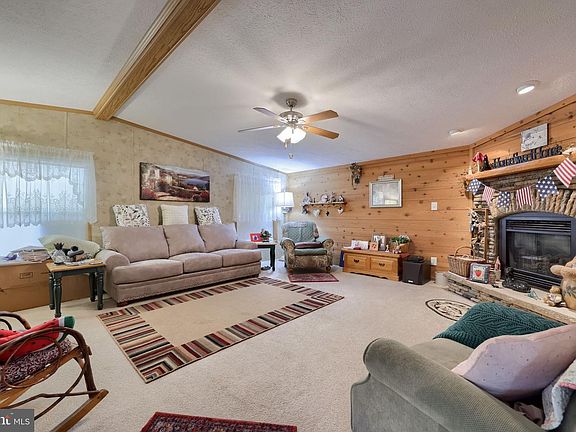 3rd image of 4715 Hikey St