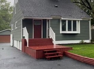 111 Cristy Ave, Waterford, MI 48328