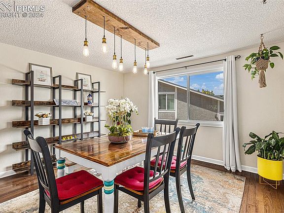 4th image of 5035 N Splendid Cir