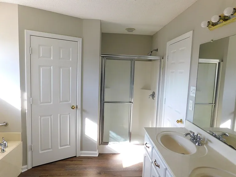 2469 Lasonya Ln — Photo 16
