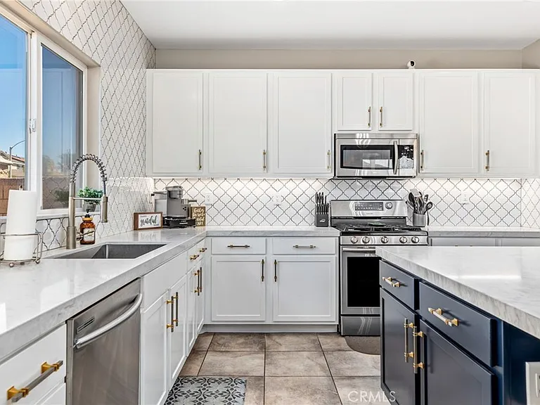 34131 Ambrosia Ct — Photo 12