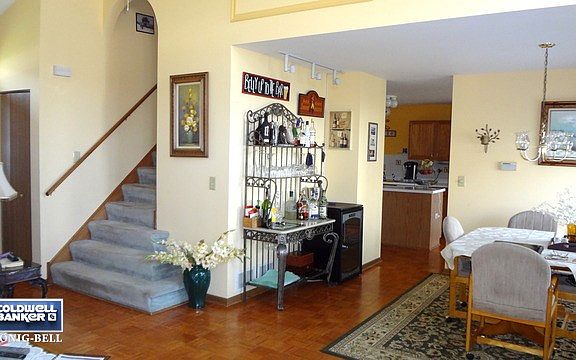 4th image of 4325 Larkspur Ln