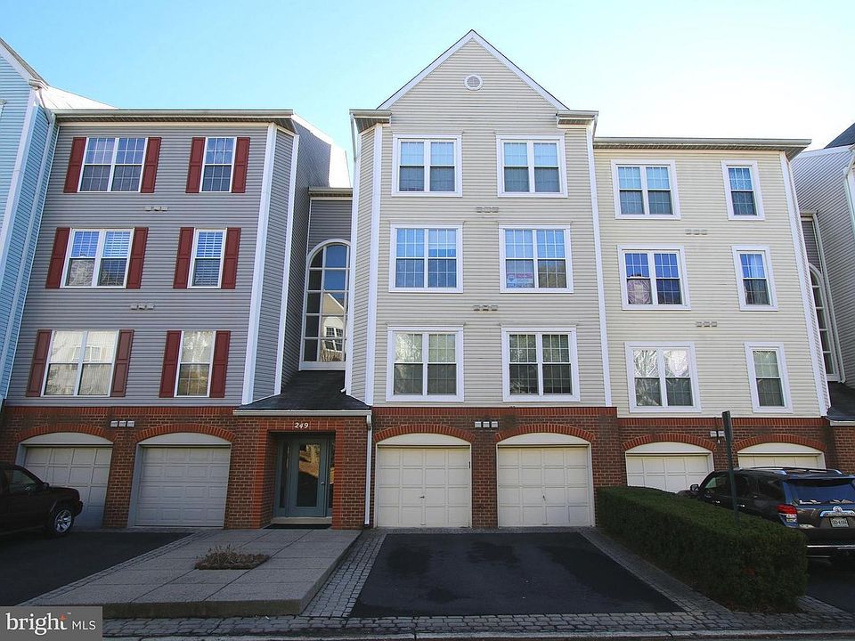 1st image of 249 S Pickett St APT 301