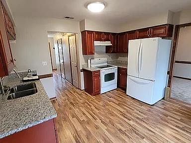 5th image of 5508 Cabin John Dr