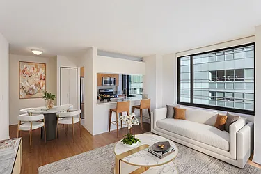 400 West 55th Street, #14G