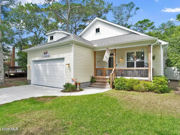 161 NE 31st Street, Oak Island, NC 28465