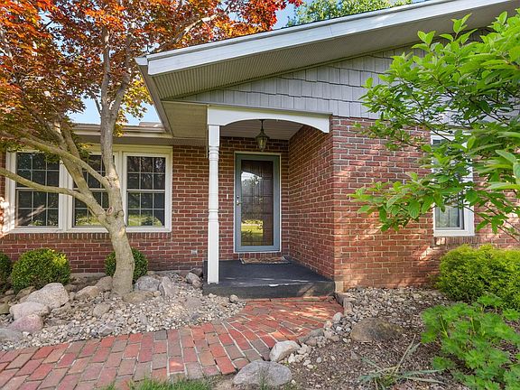 3rd image of 5915 Hosler Rd