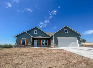 1981 N Sunset Rd, Tahlequah, OK 74464