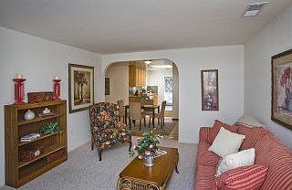 2nd image of 290 Fernwood Dr