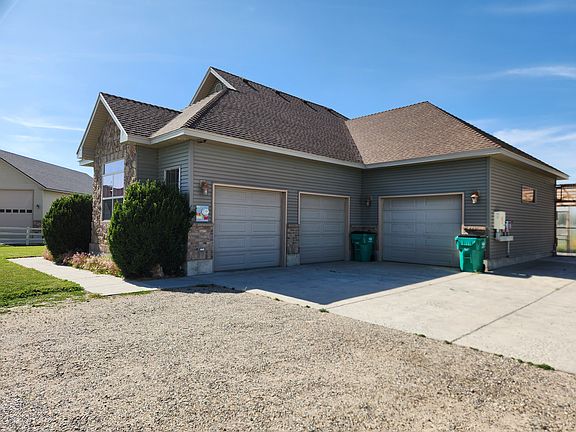 02 - Exterior Garages_07012025