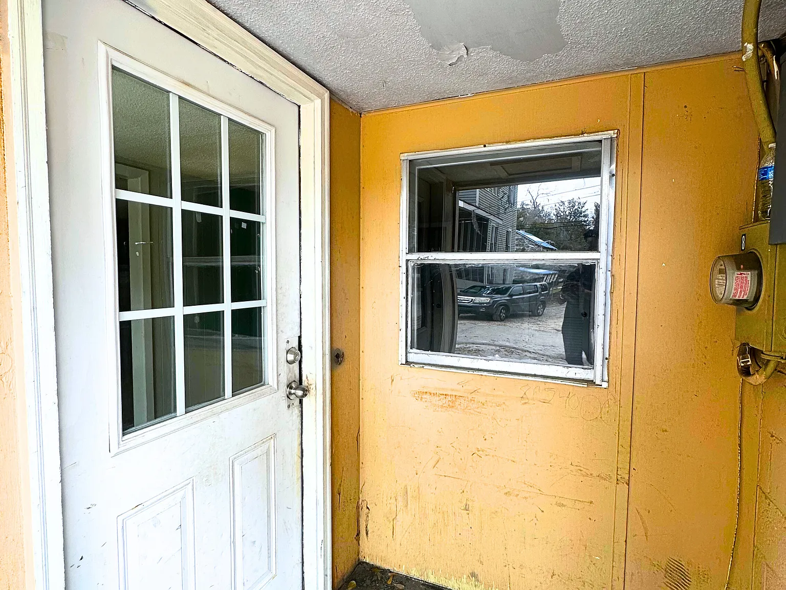 501 West Gordon Street - 8 — Photo 2