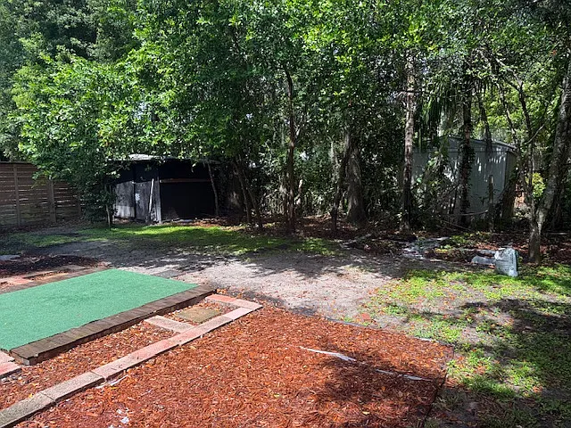 Large backyard, and storage shed. Plenty of room.